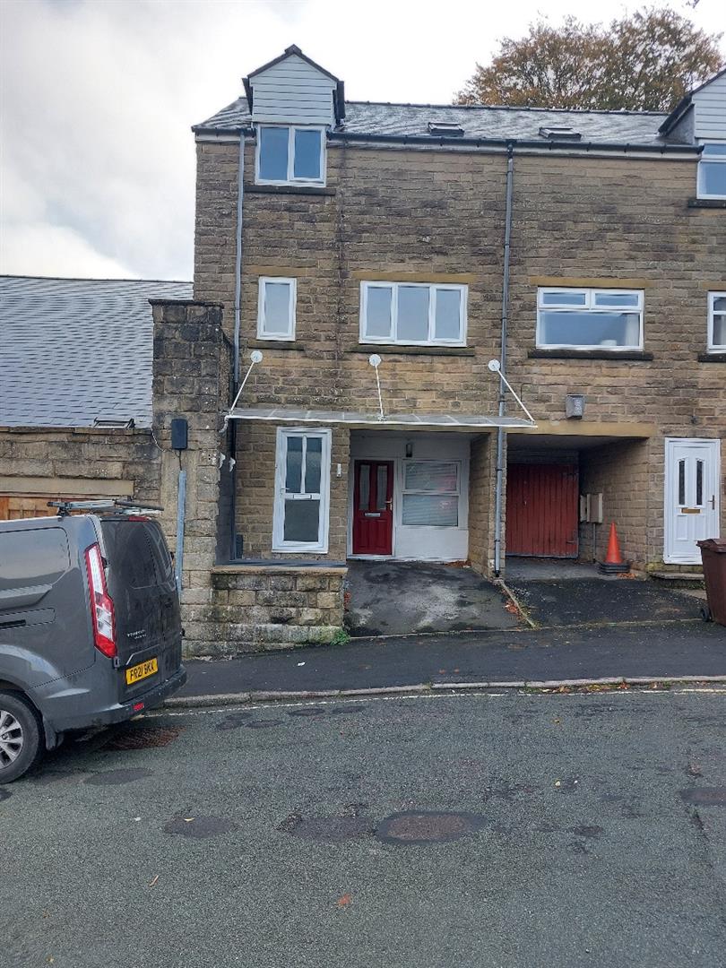 Holker Road, Buxton